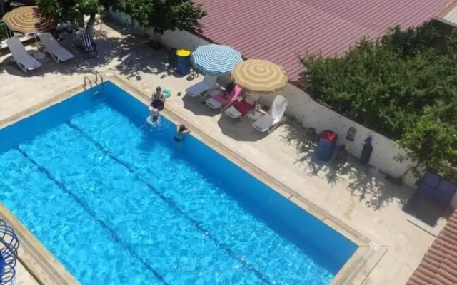 Blue Star Otel