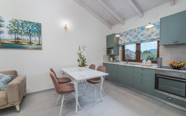 Vincenzo Suites