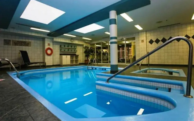 SpringHill Suites Old Montreal