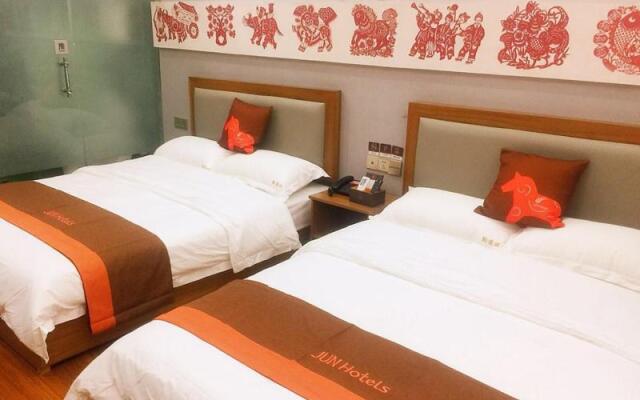 JUN Hotels Jiangsu Taizhou Taixing Zhongnan Central City
