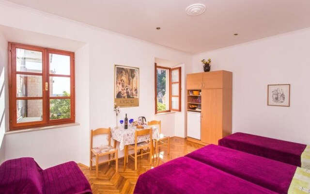 Rooms Lovrijenac