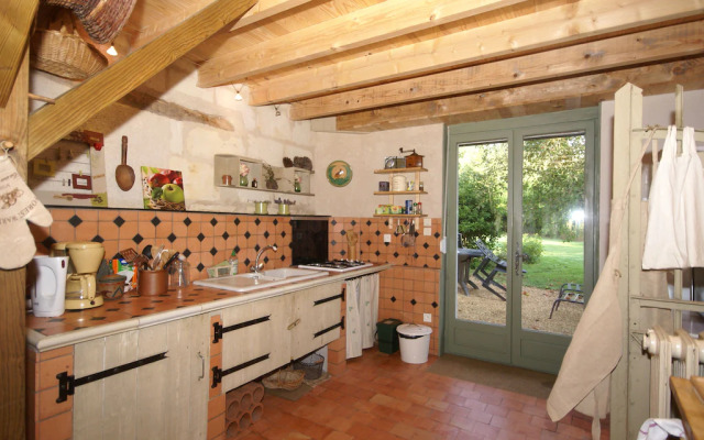 Cozy Holiday Home in Brion with Swimming Pool