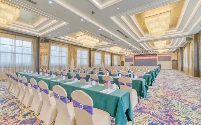 Mr. Lanchen Carbon Smart Health Hotel – Business – Hangzhou