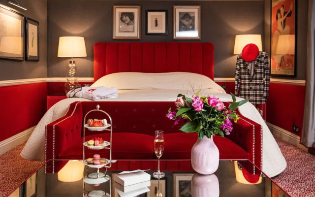 The Milestone Hotel  Apartments