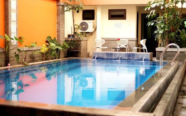Fontana Residencia Guest House Tebet 3