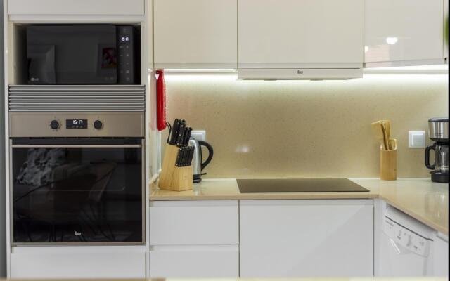 LV Premier Amoreiras AM3 Modern Space AC Lift