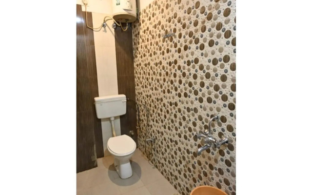Hotel Arya