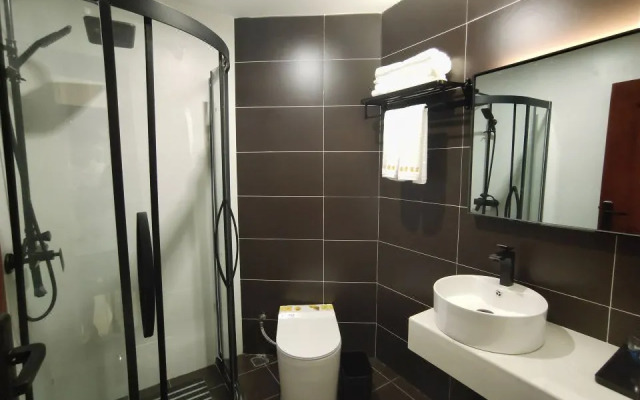 Chongqing Rongchang Haitang Hotel