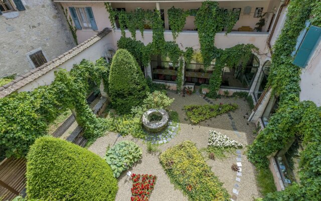 L Abbaye De Talloires