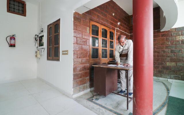 Shivay Youth Home by OYO Rooms