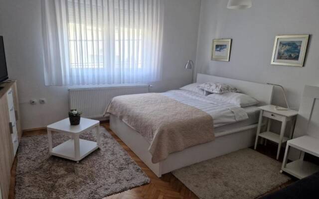 Apartments Lavanda Idila