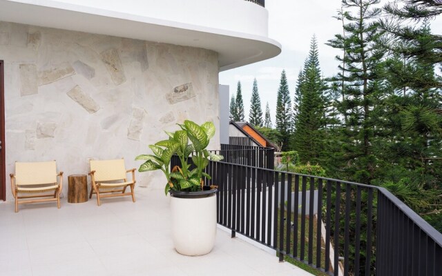 Sunset City View Villa 5 BR with a Private Heated Pool