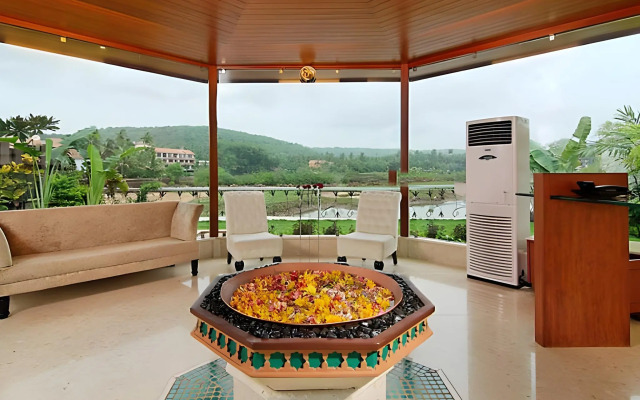 White Pearl Suites