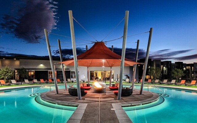 Cozy 2 Bedroom Apartment