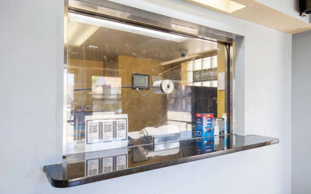 Admiral Motel By Oyo Chicago I-94