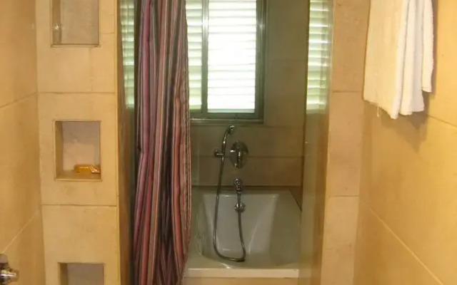 Hummingbird Apartments - Saiprasad