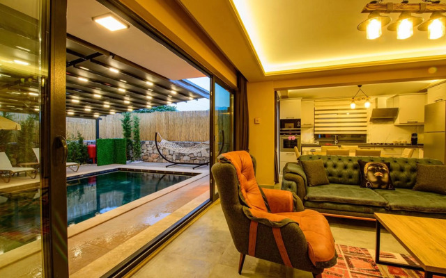 Söğüt 1 - 4 Bedroom with jacuzzi in Fethiye
