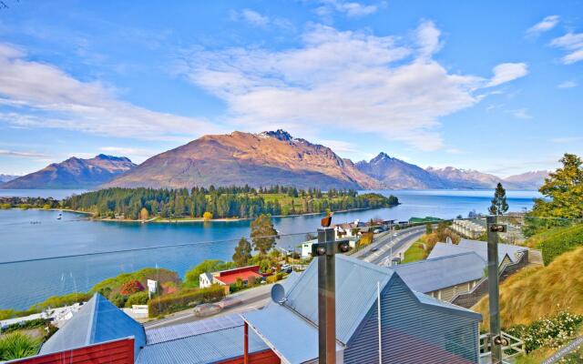 7-21 Earnslaw Terrace