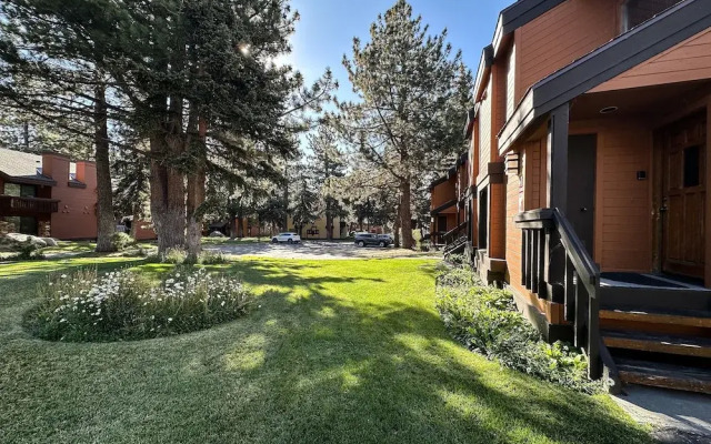 Snowcreek I #47 4 Bedroom Condo