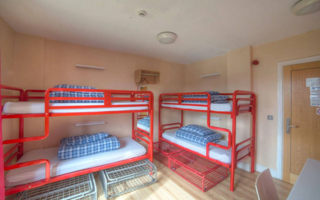 Snoozles Forster Street Tourist Hostel