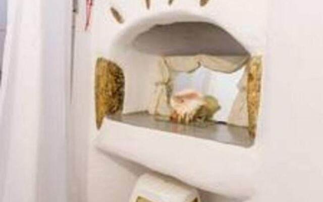 Parikia's Grandma Corner