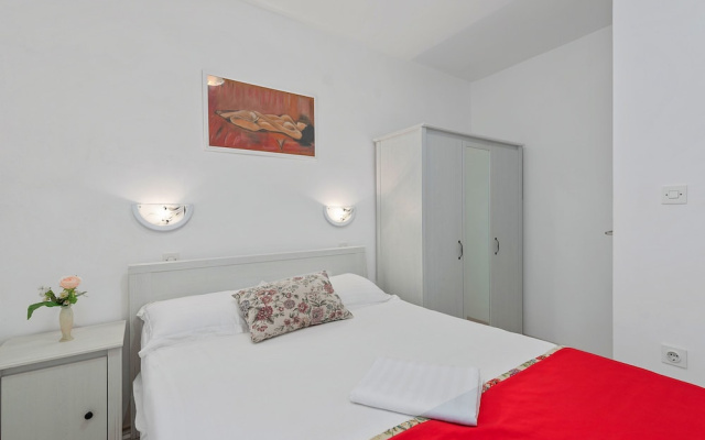 Superior Apartment Tania 15