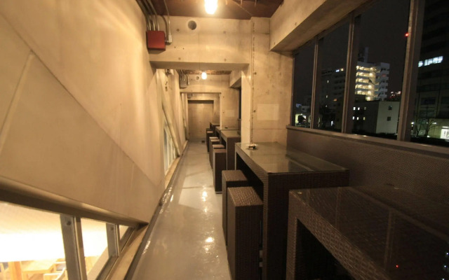Oak Hostel Cabin