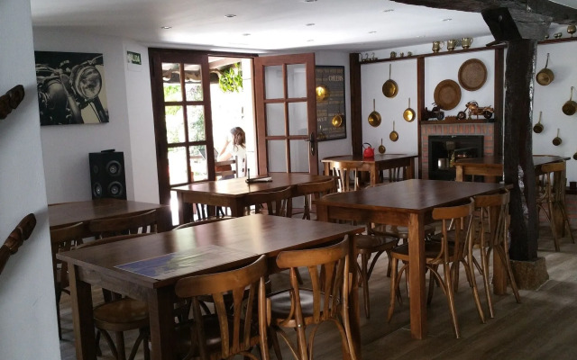 Posada Mies de Villa