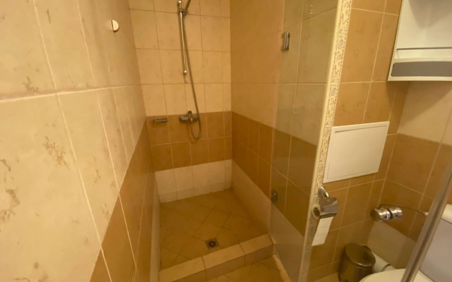 Private Two Bedroom Apartment Royal Sun O 31