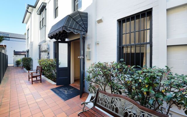 Avoca Randwick by Sydney Lodges