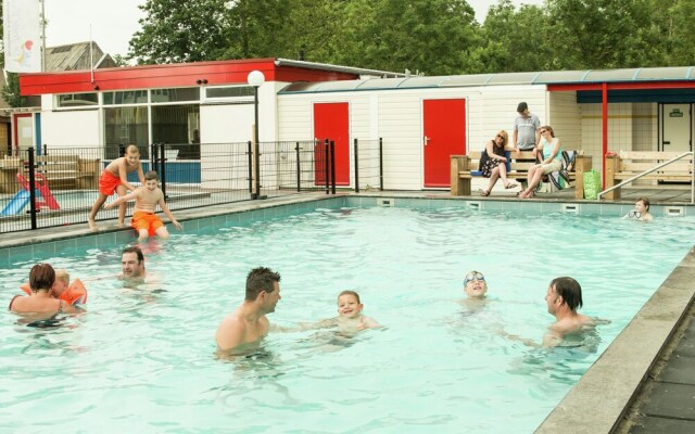 Detached Chalet With Microwave Near the Wadden Sea