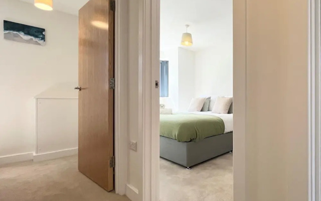 The Retreat on Morrab Sleeps 6 Balcony Parking