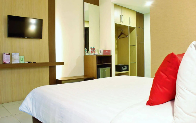 ZEN Rooms Cideng Timur Raya