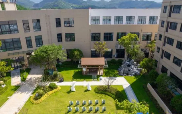 Wenling Shitang Maison New Century Hotel