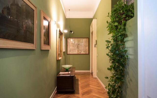 Sophisticated apt near Duomo