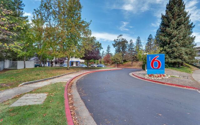 Motel 6 Rohnert Park, CA