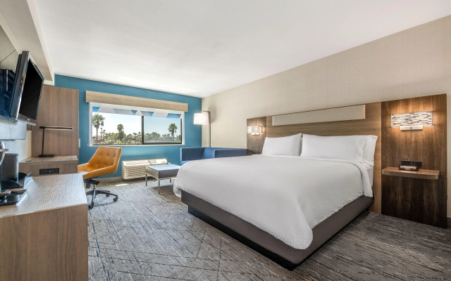 Holiday Inn Express San Diego South - National City by IHG