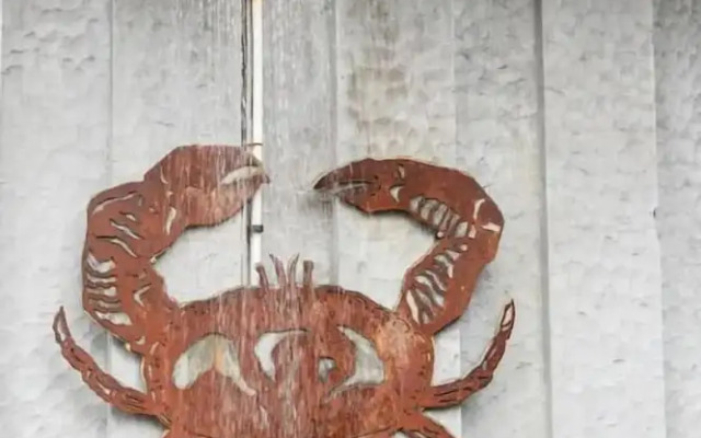 Tofino Oceanfront Hotel Suite 2