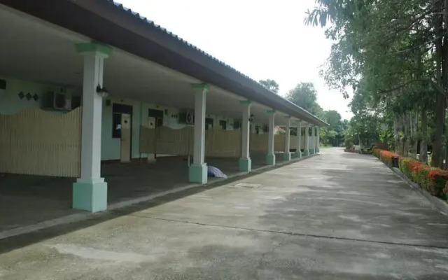 Samchook Resort