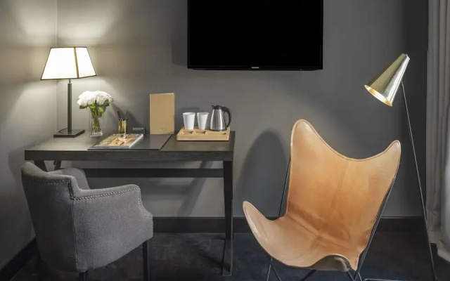 The Principal Madrid, Small Luxury s