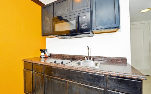 Americas Best Value Inn & Suites Brenham