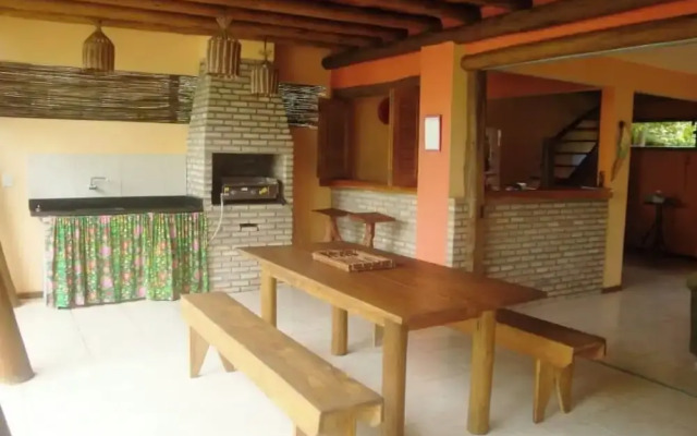 Casa de Temporada 4 Coqueiros, 16 Hóspedes, Piscina, 4 Suítes e Churrasqueira em Itacaré Bahia