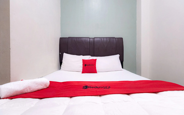 RedDoorz near Hang Nadim Batam Airport