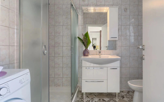 4S - One Bedroom No.2