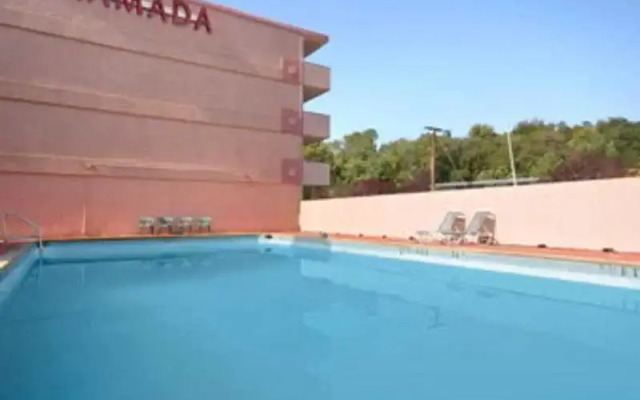 Ramada Rivers Edge Conference Center Roanoke