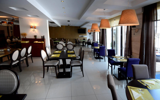 Danai Hotel & Spa