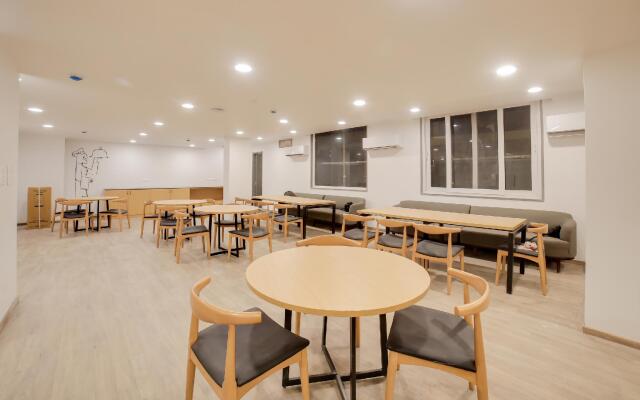 OYO Townhouse 285 Sector 39 Gurgaon