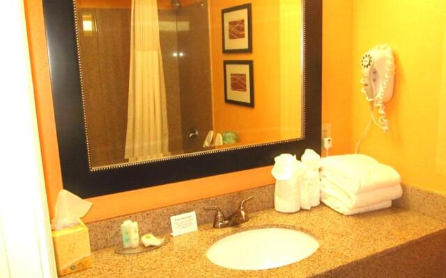 Quality Inn & Suites