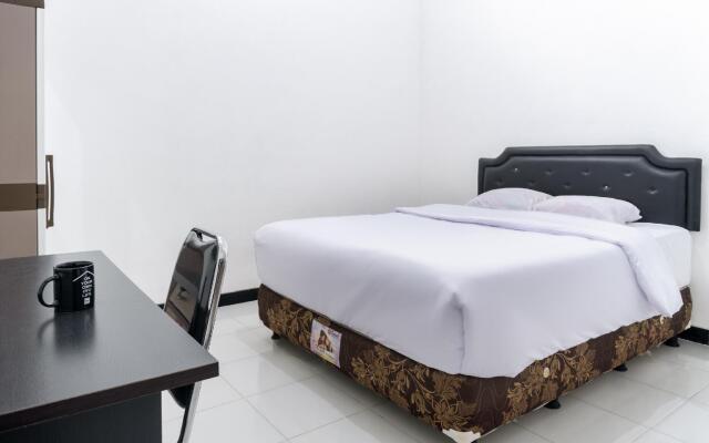 OYO 2952 Elohim Kost