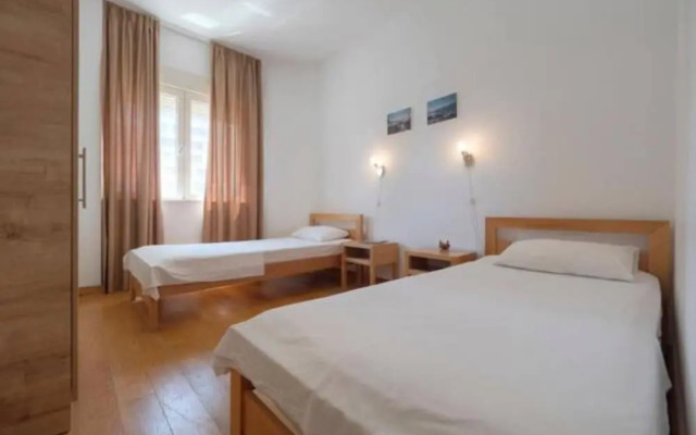 Seaside Rest Apartments